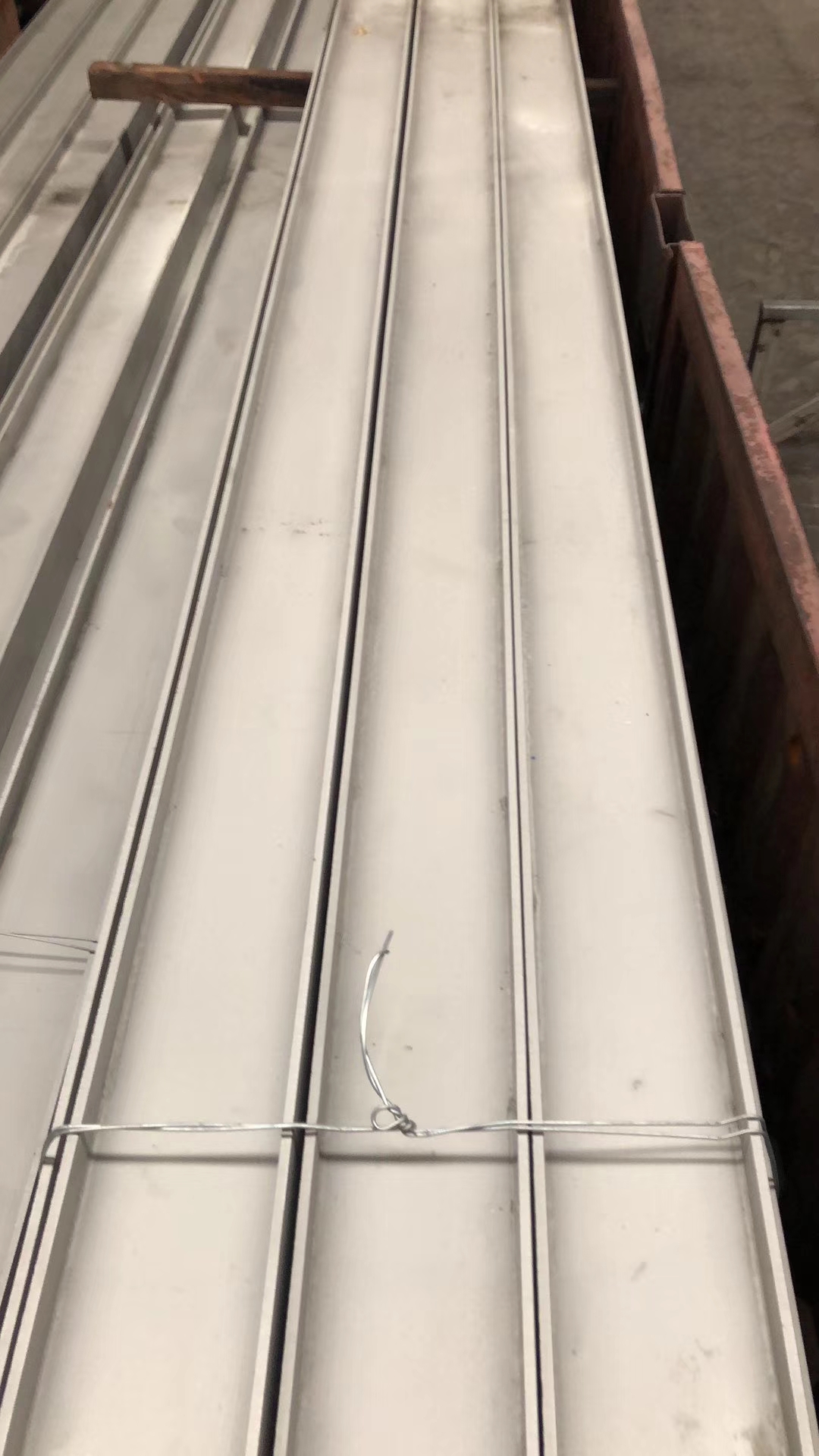 304���P�U�Ͳ�����a(ch��n)�N(xi��o)�ۏS��